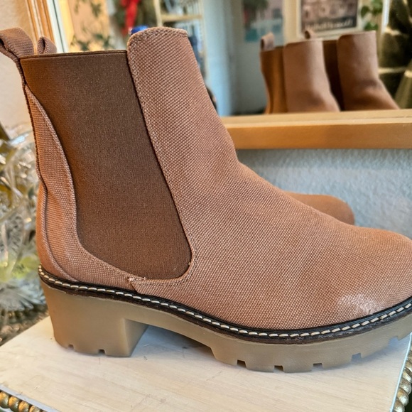 By Anthropologie Clemence Platform Chelsea Boot Womens Size US 6 26 Brown EUC - Picture 4 of 7